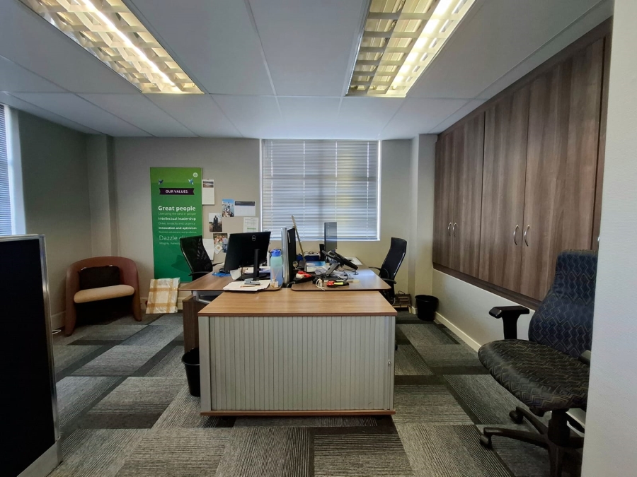 To Let commercial Property for Rent in Rondebosch Western Cape